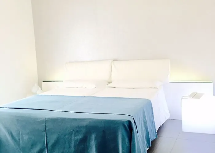 Palazzo Tritone & Abagnale Bed & Breakfast 4*