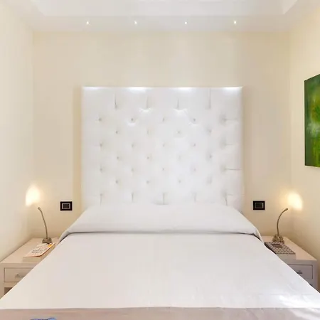 Palazzo Tritone & Abagnale Oda ve Kahvaltı 4*