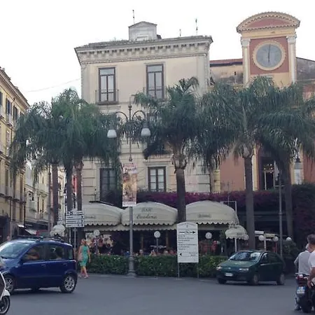 Palazzo Tritone & Abagnale Alojamento de Acomodação e Pequeno-almoço Sorrento