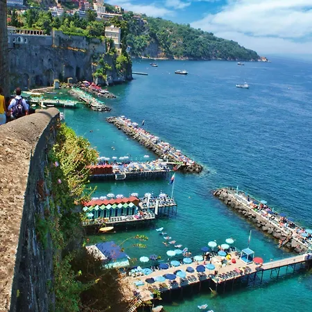 Palazzo Tritone & Abagnale