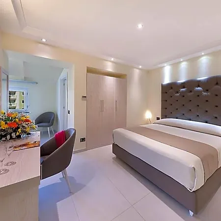 Palazzo Tritone & Abagnale 4*