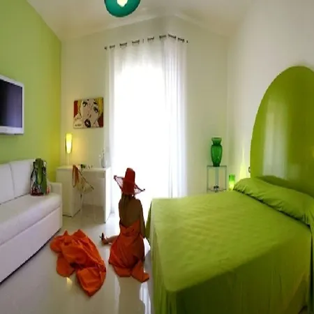 Palazzo Tritone & Abagnale سورينتو