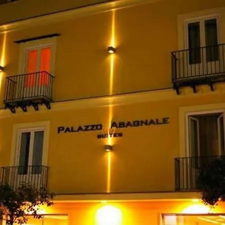 Palazzo Tritone & Abagnale 3*