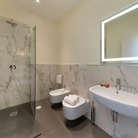 Palazzo Tritone & Abagnale Oda ve Kahvaltı 4*