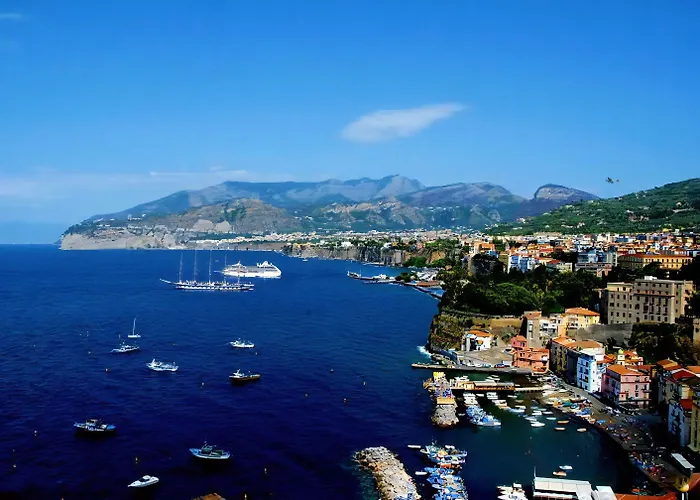 Palazzo Tritone & Abagnale Bed & Breakfast Sorrento