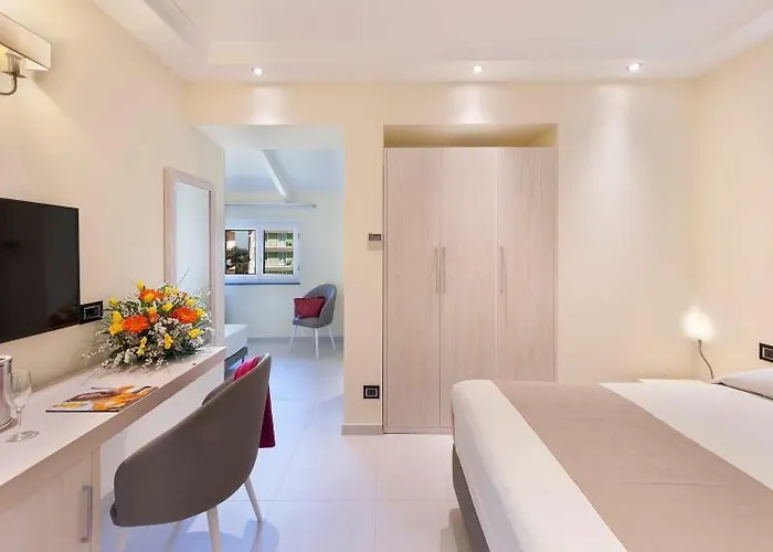 Palazzo Tritone & Abagnale 4*