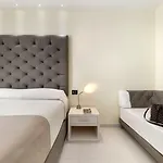 Palazzo Tritone&abagnale Sorrento